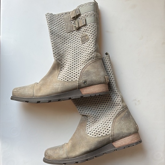 Sorel Major Pull On Perforated Leather & Suede Boots Size 11 - Picture 5 of 11